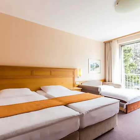 Bellevue 4* Hočko Pohorje